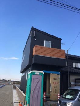 木目調のベランダ手すり 加須市で注文住宅なら江田建設 ファインホーム