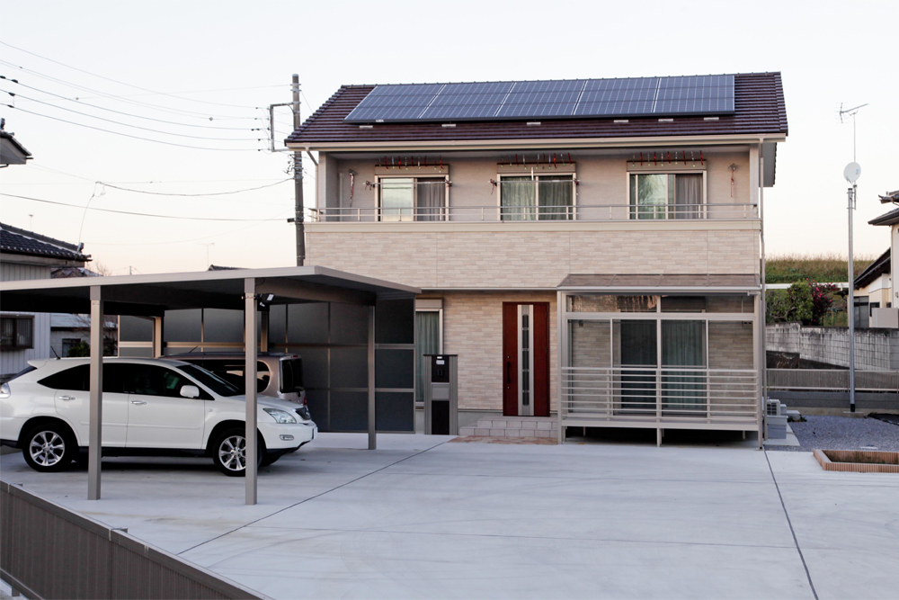 加須市で自然素材のホタテ漆喰とサーモウールを使用した家